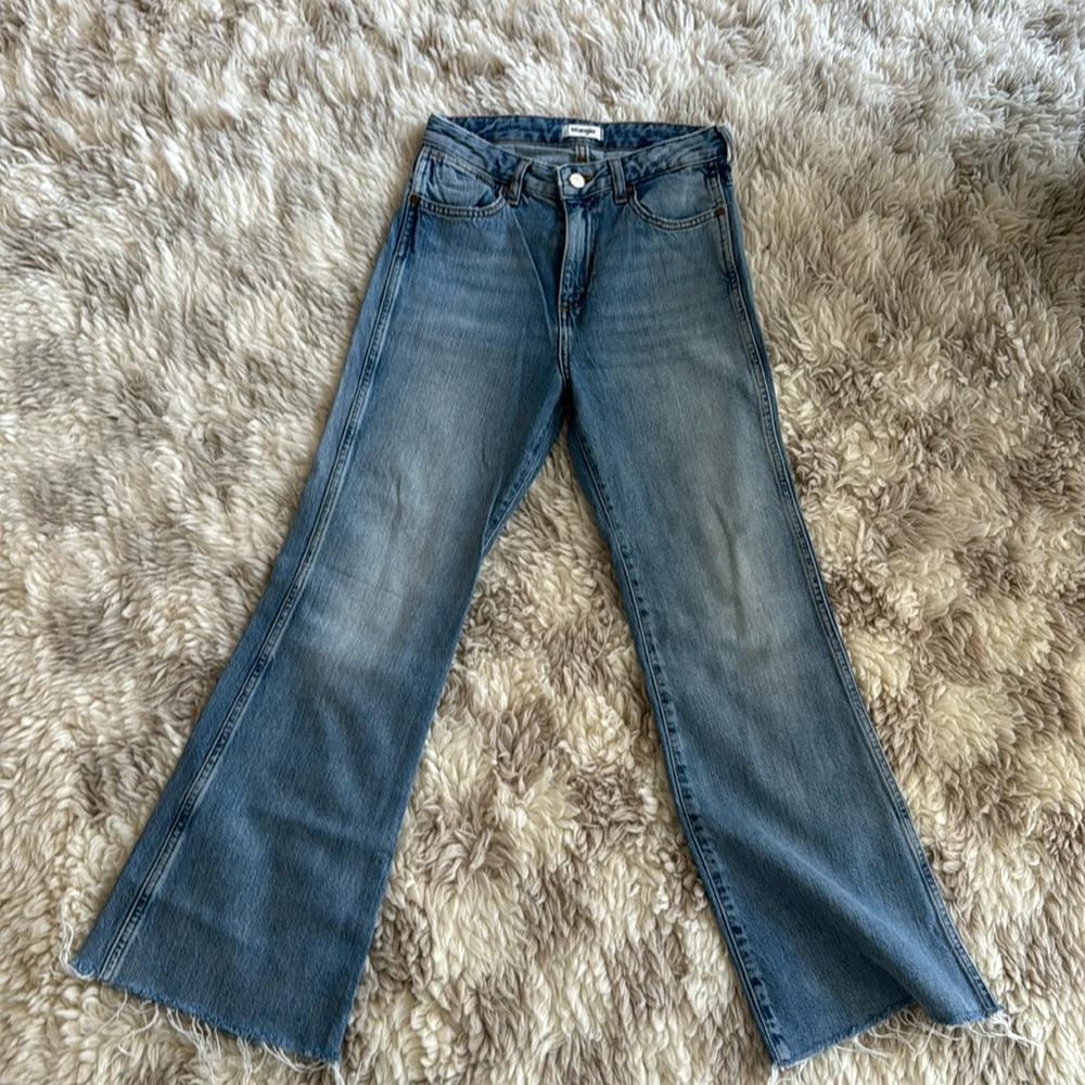 Wrangler Cut off bell bottoms